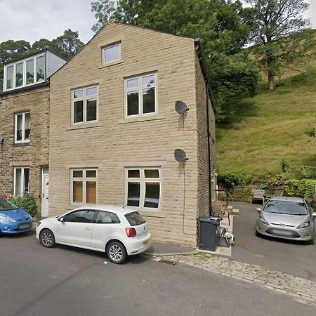 Modern Ground Floor Apartment Todmorden Bagian luar foto